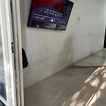 Habitacion para solo mujeres cama 2x2 con Baño Compartido