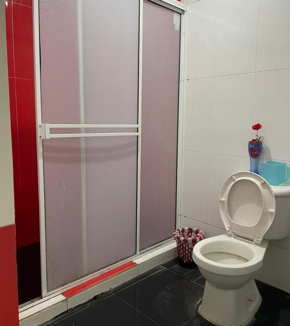 Solo Mujeres Cama 2x2 Con Baño Compartido Habitación en casa particular Cartagena