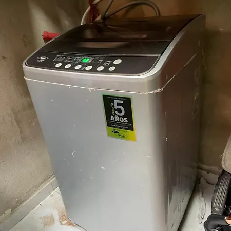 Solo Mujeres Cama 2x2 Con Baño Compartido *